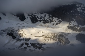 Glacier and rocky mountain landscape in the morning light, Berliner Höhenweg, Zillertal Alps,