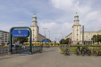 Towers at the Frankfurter Tor, building ensemble on Karl-Marx-Allee, Frankfurter Allee Berlin,