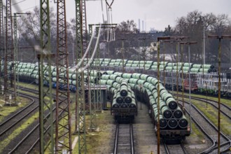 Mülheim-Styrum goods station, goods wagons with tubes from Mannesmannröhren-Werke GmbH, Mülheim,