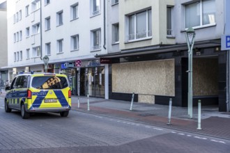 Before the demonstrations against the AFD party conference in Essen's Grugahalle, shops on