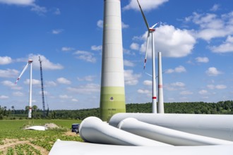 Repowering of a wind farm, near Brilon-Radlinghausen, 2 old turbines are demolished, rotors and