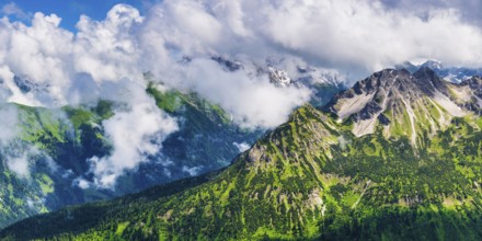 Panorama from the Fellhorn, 2038m, to the cloudy Allgäu main ridge, Allgäu, Allgäu Alps, Bavaria,