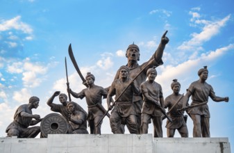 Guwahati, India. 25 November 2024. Statue of Ahom commander Lachit Barphukan and soldiers stands in