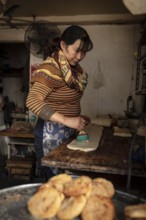 Cakes deep-fried in duck fat, 378 Lane Market, Nanjing, China, Asia