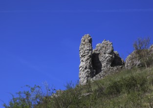 Ehrenbürg rock and the Walberla rock, the stone woman, near Kirchehrenbach, district of Forchheim,