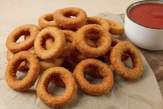 Fried onion rings, deep-fried, snack, no people, selective focus