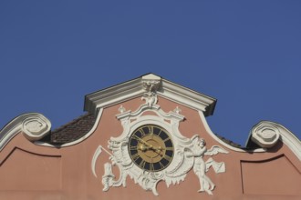 Roof with volutes and clock, relief, figures, detail, decoration, baroque, rococo, gable, new