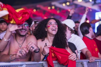 Fan of the Spanish team after scoring the 2:1 goal at the Adidas fan zone at the Bundestag during