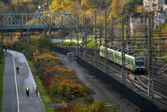 Radschnellweg Ruhr, RS1, along the railway line between Essen and Mülheim, shared cycle path,