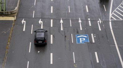 City centre road, 5 lanes at a traffic light junction, for different directions of travel, North