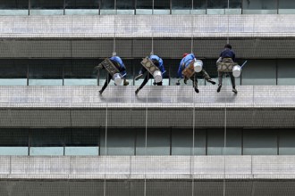 High-rise building Window facade Cleaning windows