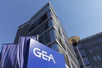 GEA Group AG, logo at headquarters, industrial group, mechanical and plant engineering, Airport