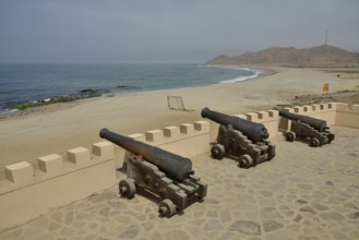 Cannons in front of the Fort of Mirbat, Dhofar Region, Orient, Oman, Asia