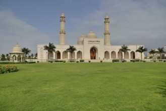 Sultan Qaboos Mosque, classical Medina architecture, Salalah, Orient, Oman, Asia