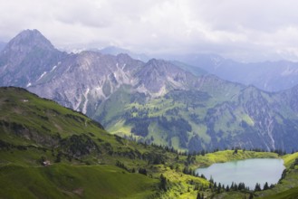 Panorama from the Zeigersattel to the Seealpsee, in the back left the Höfats 2259m, Allgäu Alps,