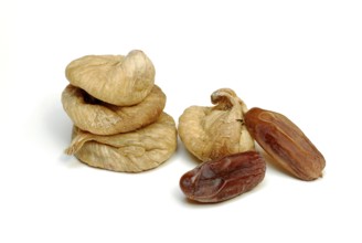 Dried figs (Ficus carica) and dates (Phoenix dactilifera)