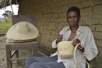 Hatter, Nkala, Bandundu Province, Democratic Republic of the Congo