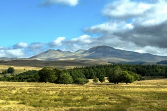 Monts Dore, Parc Naturel Regional des Volcans dAuvergne, Auvergne Volcanoes Regional Nature Park,