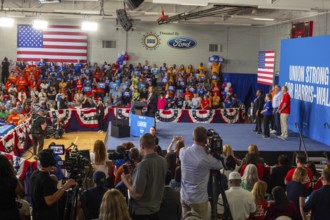 Detroit, Michigan, USA, 2 September 2024, Presidential candidate Kamala Harris campaigns at a Labor