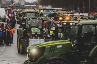 Road blockades, taken as part of the farmers' protests in Berlin, 15 January 2024. 10, 000