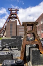 Zeche Zollverein in Essen, double trestle headframe of shaft 12, iron terrain model, for