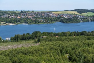 Lake Möhne, reservoir in the northern Sauerland, northern shore, the village of Körbecke, North