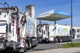 Hydrogen filling station, waste disposal vehicles, rubbish trucks, of the municipal waste disposal