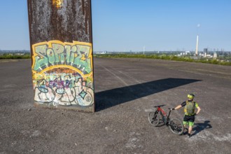 Sculpture Bramme for the Ruhr area by Richard Serra, on the Brammentrail, mountain bike trail on