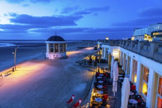 Beach promenade, bandstand, west beach, beach walk, beach, island, East Frisia, winter, season,