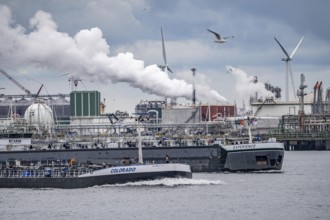 Inland tankers, refineries, in the petroleum harbour, seaport of Rotterdam, Maasvlakte, Rotterdam