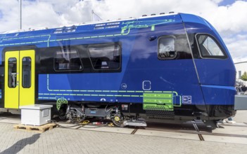 RS ZERO with hydrogen drive from Stadler Rail AG, manufacturer of rail vehicles. World premiere at