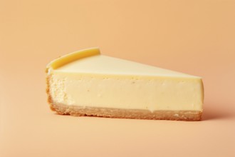 Single slice of cheesecake on peach colored studio background. KI generiert, generiert AI generated