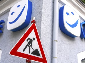 Smiling smiley face above a traffic sign, Bad Reichenhall, Bavaria, Germany, Europe