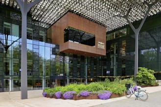 Office building, Goede Doelen Loterijen headquarters, remodelling by architects Benthem Crouwel,