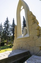 A new monument can be seen at Caspar David Friedrich's grave in Dresden's Trinitatisfriedhof