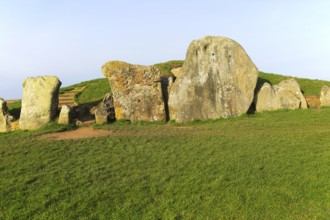 Neolithic long barrow burial monument, West Kennet, near Avebury, Wiltshire, England, UK