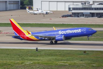 A Boeing 737-8 MAX aircraft of Southwest Airlines with the registration number N8732S at Dallas