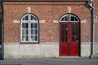 Window and red door, railway station building, Humblebæk, Hovedstaden, Øresund coast, Denmark,