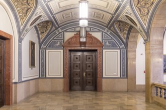 Wandelhalle, interior design of the town hall in Chemnitz, Saxony, Germany, Europe