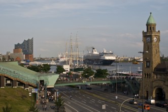 Europe, Germany, Hamburg, Elbe, harbour, Elbe Philharmonic Hall, passenger ship Mein Schiff 1, St.