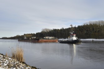 Tugboat, towboat EMS Power with pontoon in the Kiel Canal, Kiel Canal, Schleswig-Holstein, Germany,