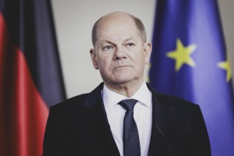 Olaf Scholz (SPD), Federal Chancellor, speaks to the media after a joint meeting with Ferdinand