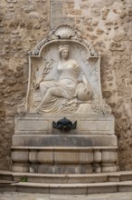 Town hall fountain in the old town centre of Grasse, Département Alpes-Maritimes, France, Europe