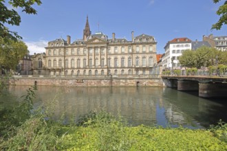 Historic Palais Rohan built in 1742 and Pont Sainte-Madeleine bridge over the River Ill, Grande