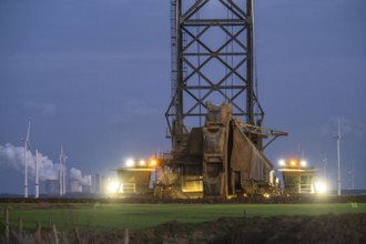 Edge of the Garzweiler II open-cast lignite mine, at the village of Lützerath, the last village to