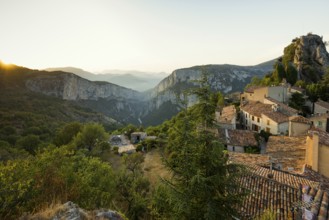 Mountain village, sunrise, Rougon, Verdon Gorge, Gorges du Verdon, Alpes-de-Haute-Provence