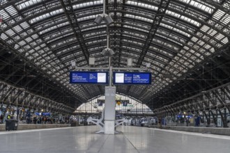 3-day strike by the railway union GDL, only very few local and long-distance trains run, empty