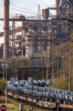 Blast furnace Schwelgern 2, strip steel rolls, coils, on freight wagons, at the ThyssenKrupp