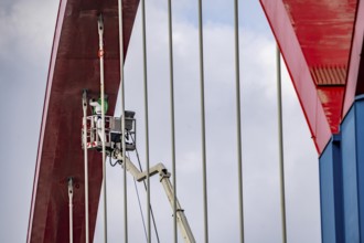 A42 motorway bridge, over the Rhine-Herne Canal, with massive structural damage, workers, with