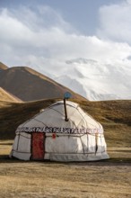 Yurt in front of Lenin Peak, Pamir Mountains, Osh Province, Kyrgyzstan, Asia